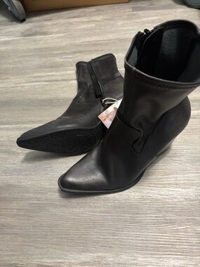 Sincerly Jules Black Pointed Toe Mid-Calf Heeled Boots